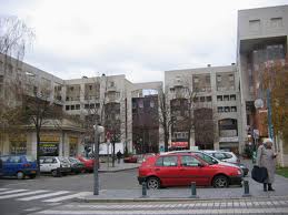 Ensemble commercial de la place des Pavillons… – Lyon 7 Rive Gauche